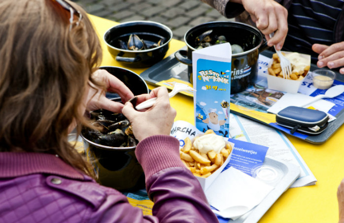 Savourez de bonnes moules frites a l'occasion de la fête des Belges à Bruxelles
