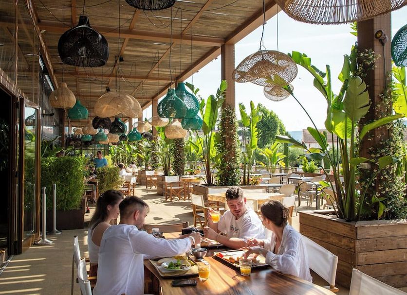 Restaurant Photo