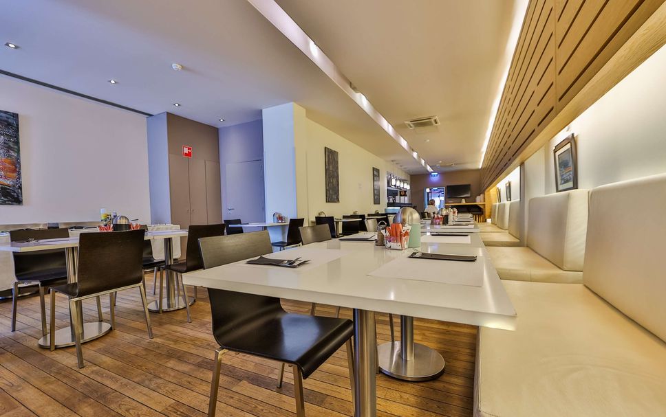 Restaurant Photo