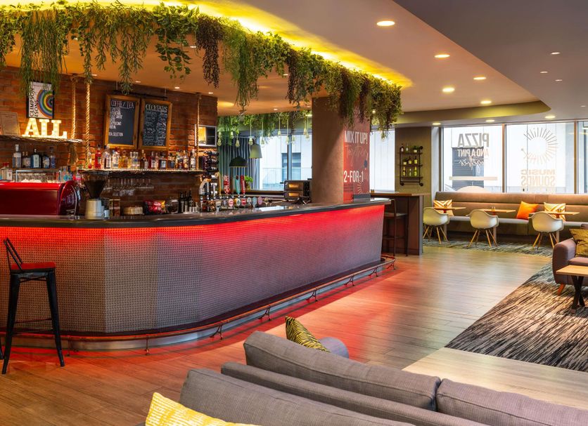 Bar Photo