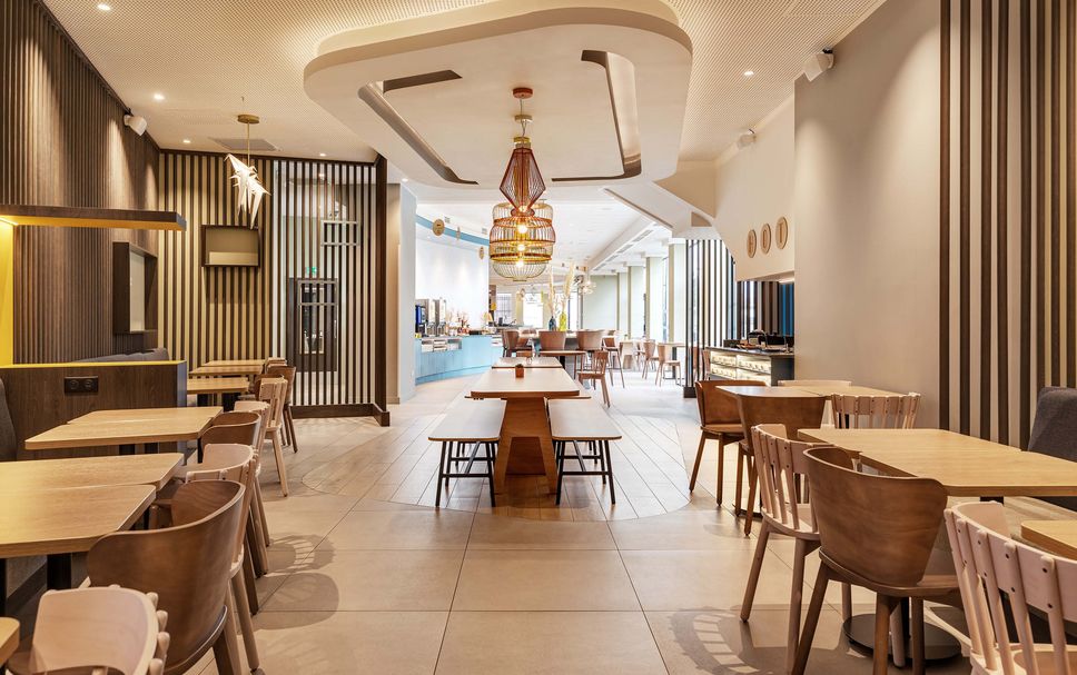 Restaurant Photo